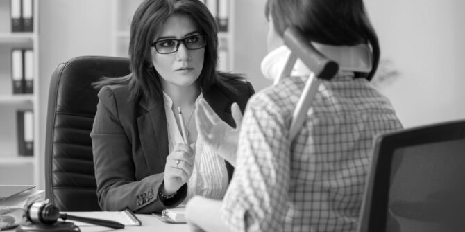 The Ethical and Legal Obligations Your Attorney Has to Your Injury Case